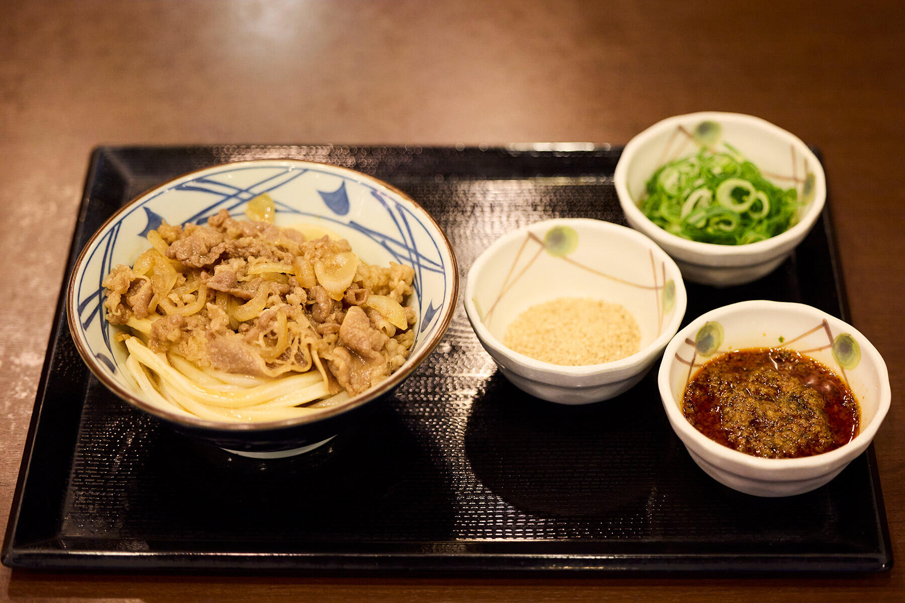 焼きたて肉ぶっかけうどん