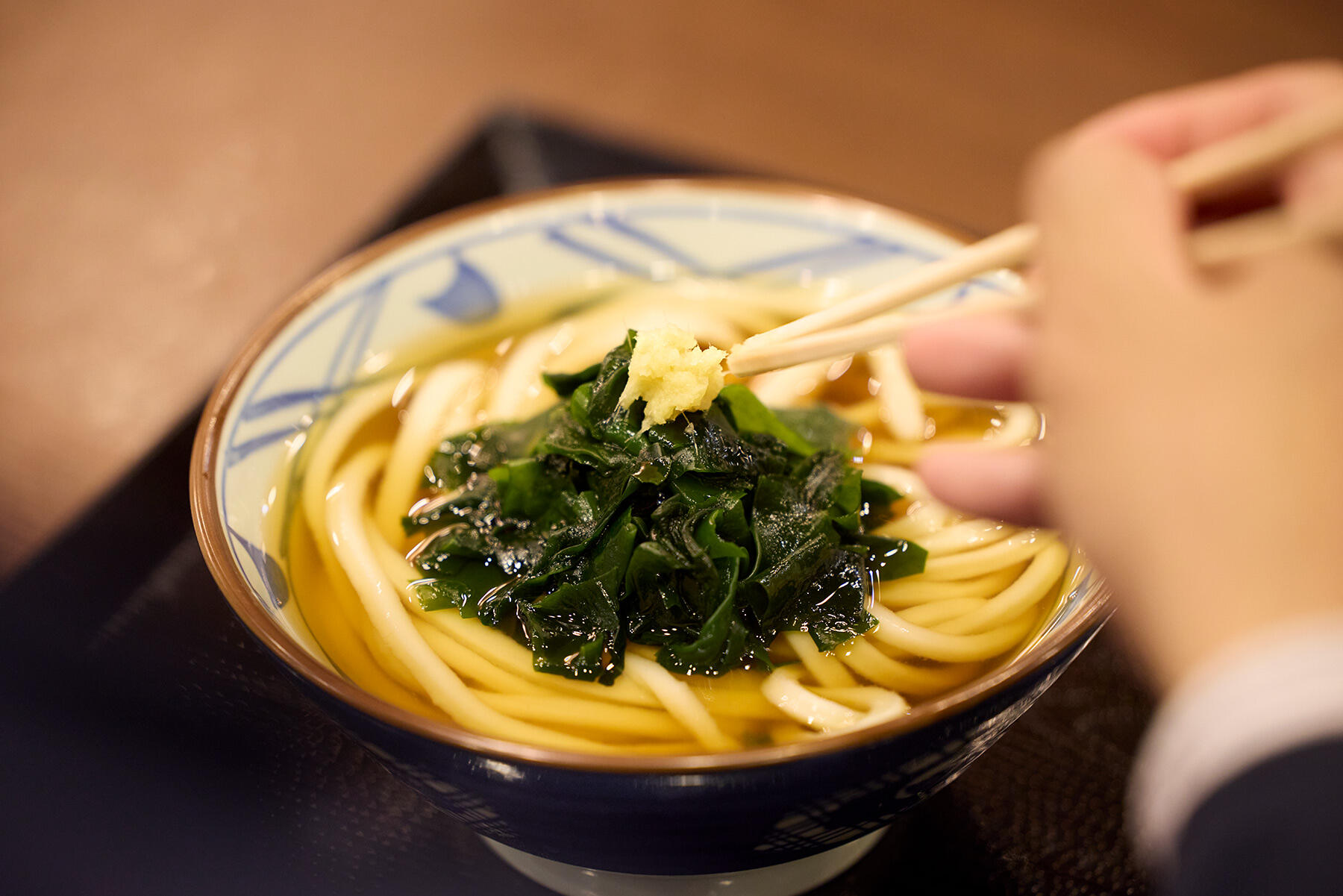 「かけうどん（温）」にわかめ×おろししょうが