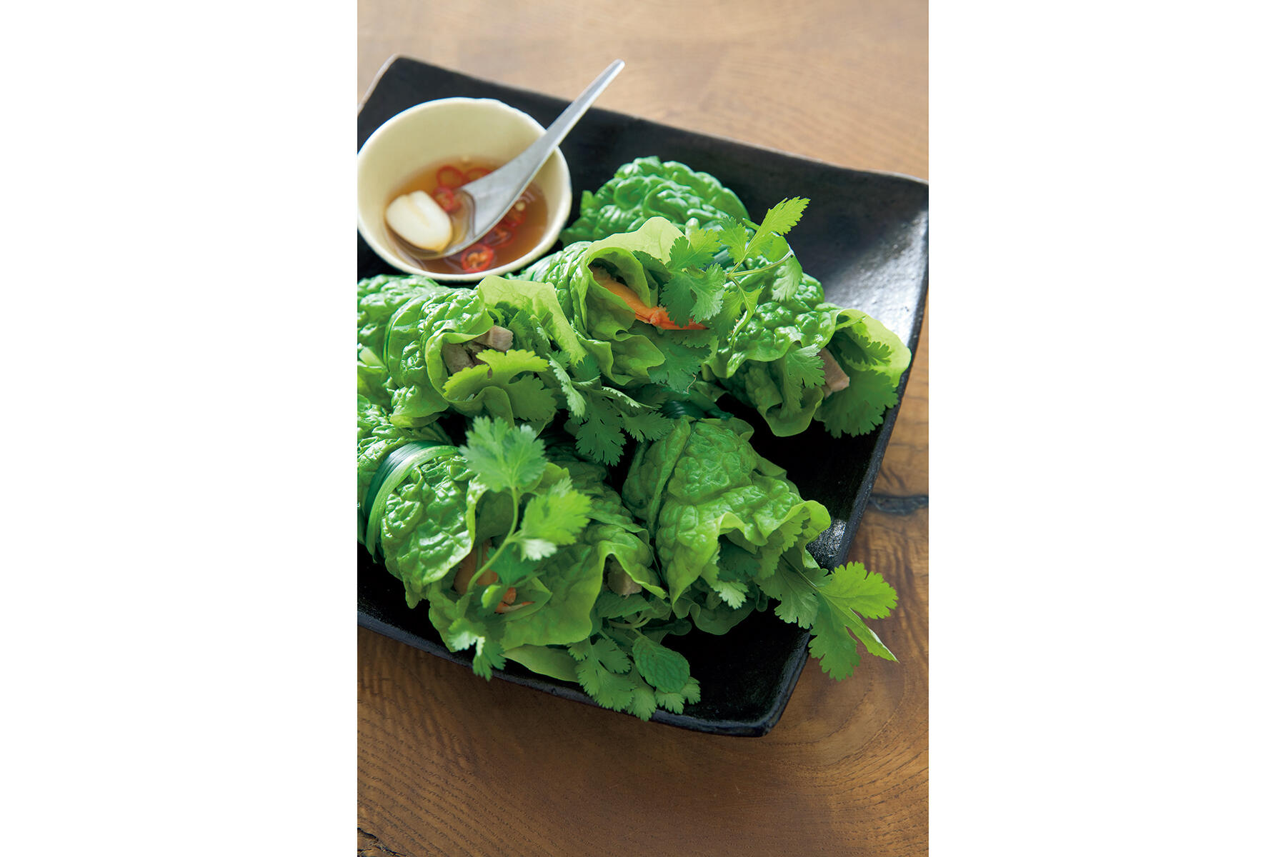 爽快なハーブの香りを楽しむ“ベジタブルロール”