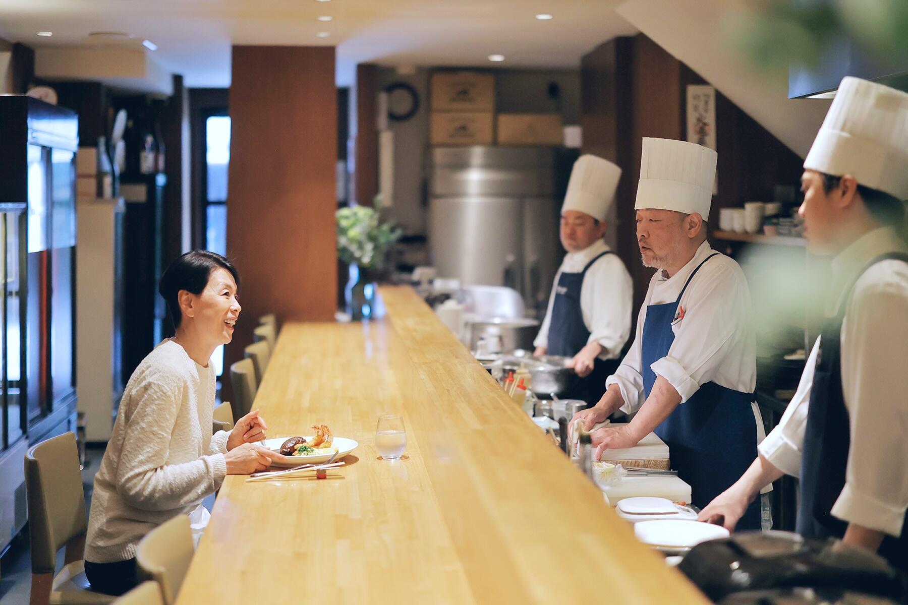 ウーさんとスタッフ