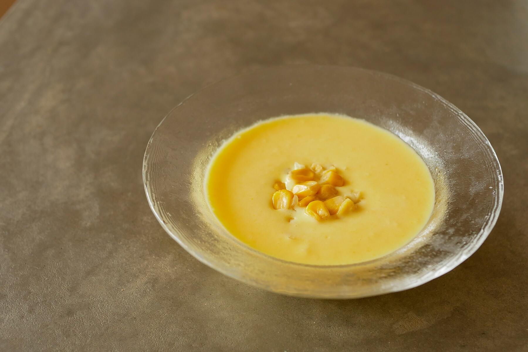 とうもろこしの甘味を堪能する“冷たいコーンスープ”