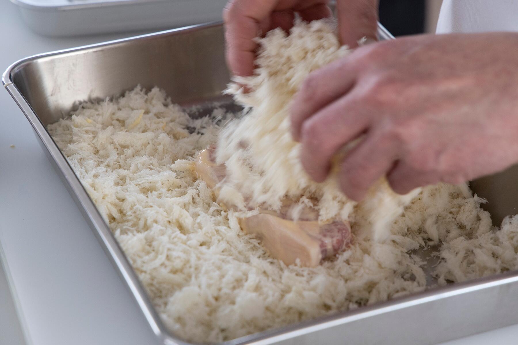 パン粉をつける