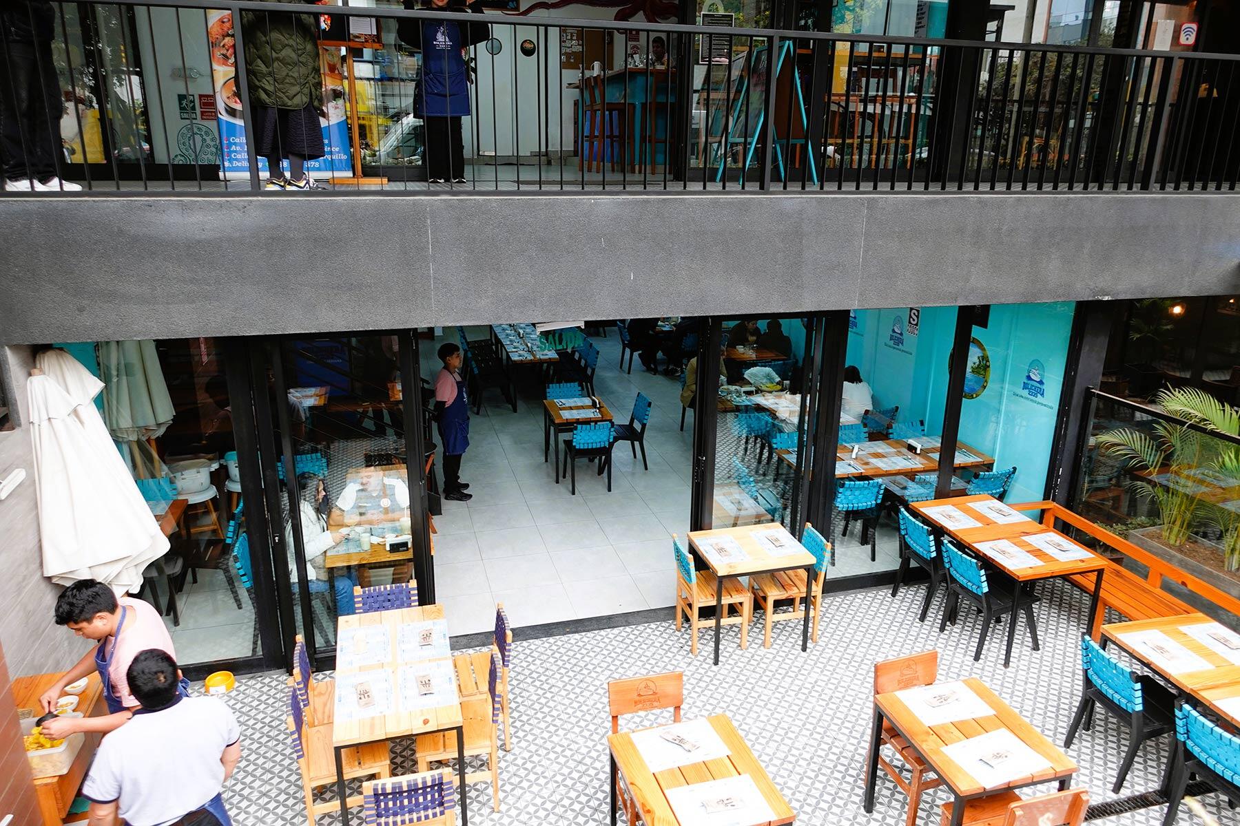 リマのミラフローレス地区にあるセビーチェ専門店「Cebicheria Bolichera 2335」