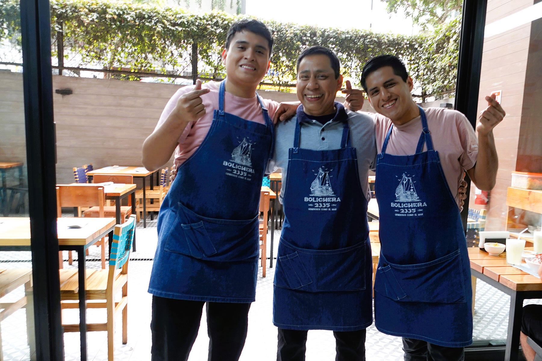 明るくノリのいいスタッフの兄さんたち