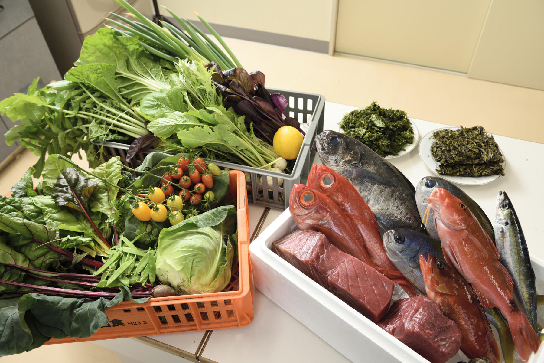 バラエティーの豊かな三宅島の食材。