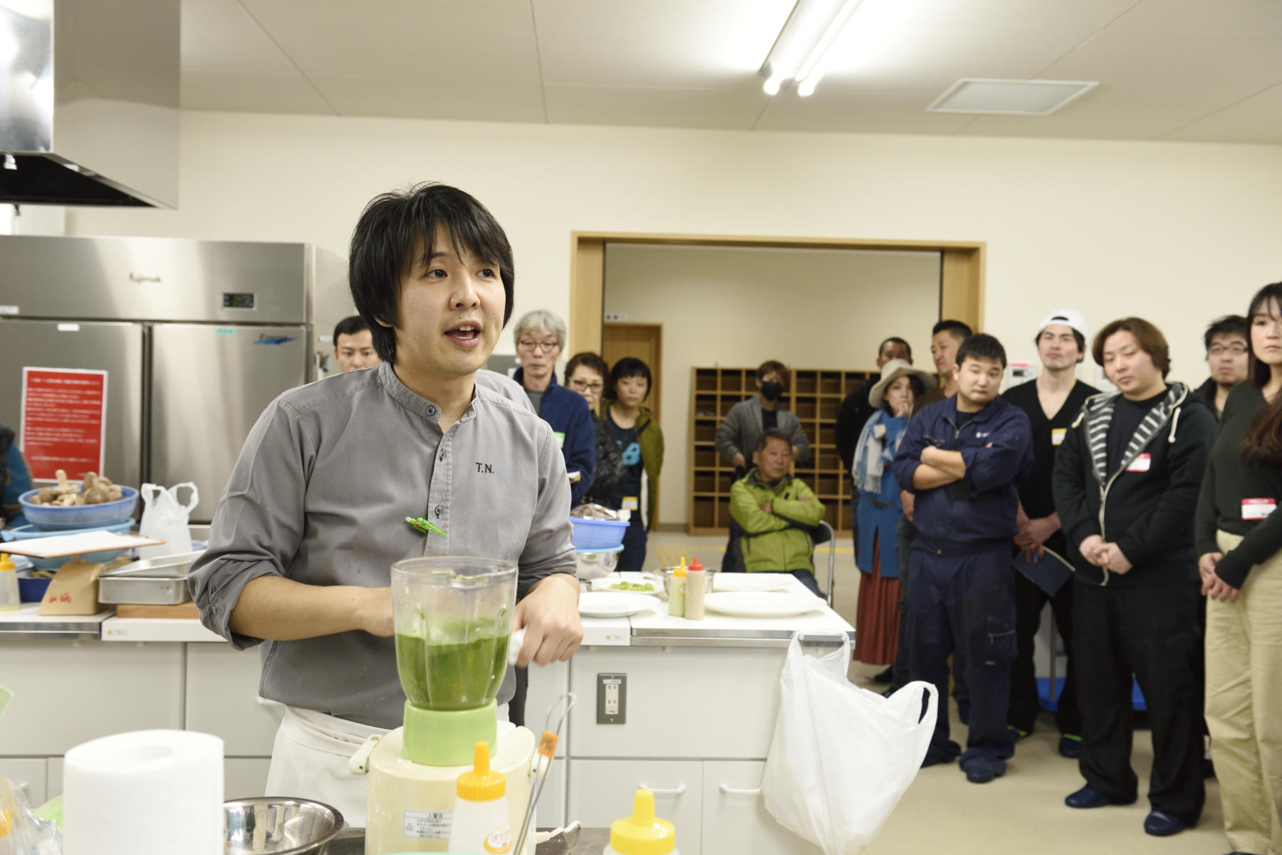 ロドリゲスシェフを支える、アンドエクレの布谷武士ヘッドシェフ。