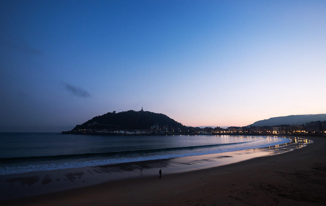 山と海に囲まれた、美しい街。