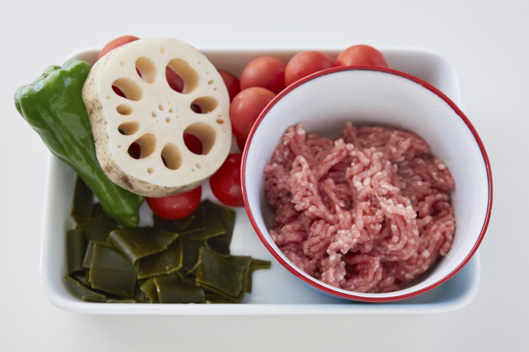 肉と野菜と昆布で丼