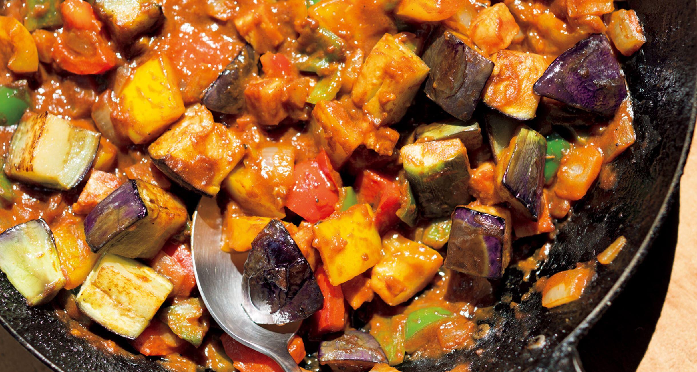 キャンプにうってつけのカレーレシピ