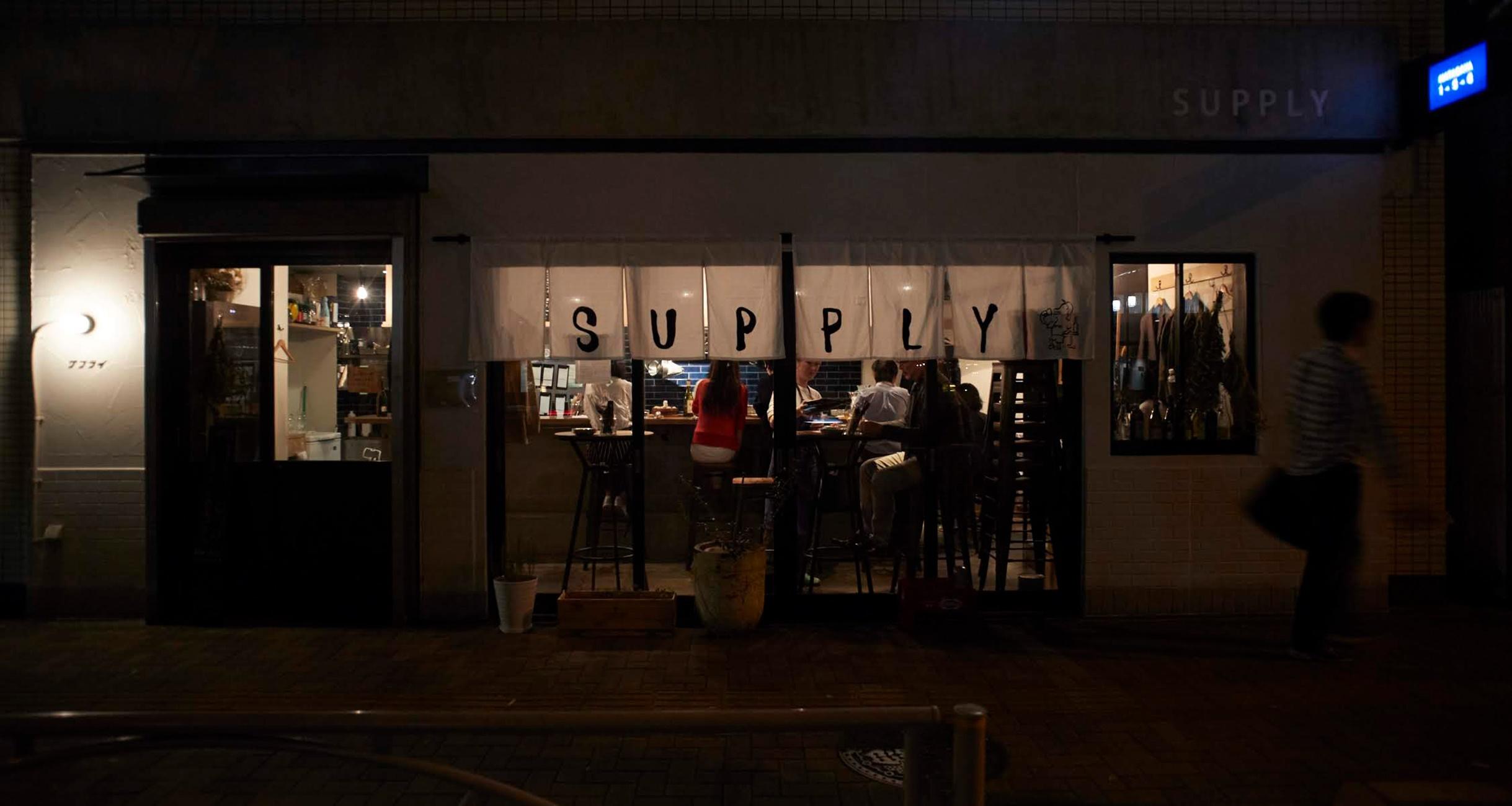 明日、どこに食べに行こう？