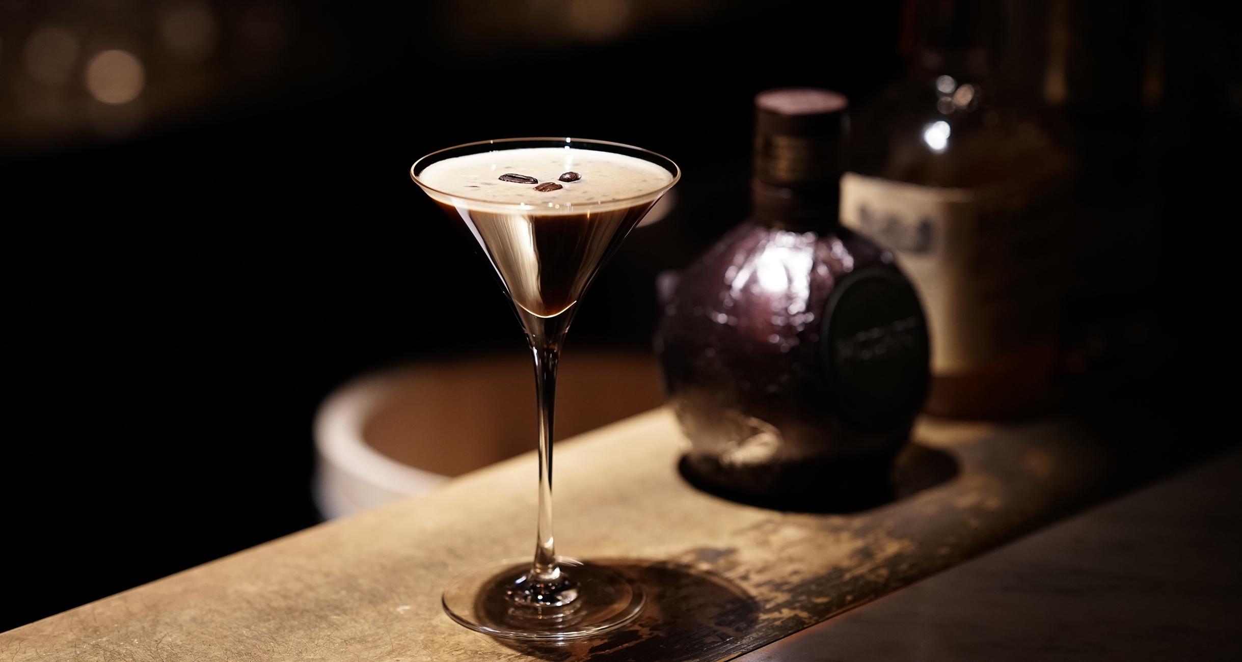 コーヒーカクテルをめぐる、バーテンダーとバリスタの考察。