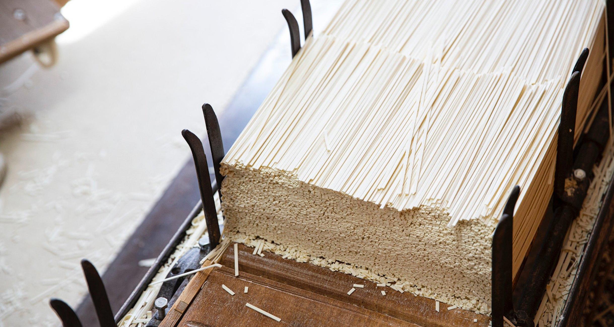 東京で乾麺をつくるということ。