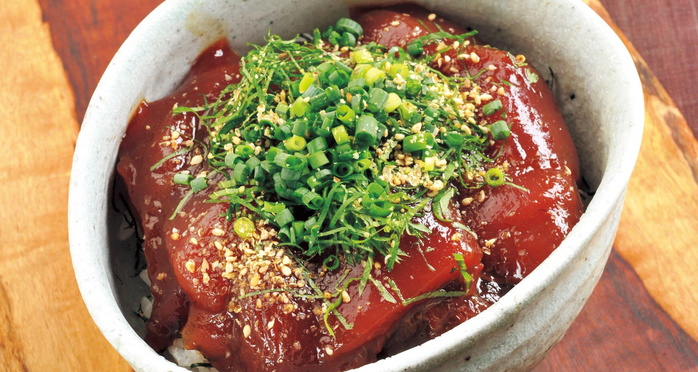 酒が進む酒場の海鮮丼