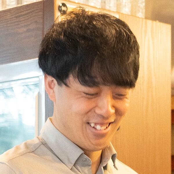 柱 知香良さん（はしら・ちから）