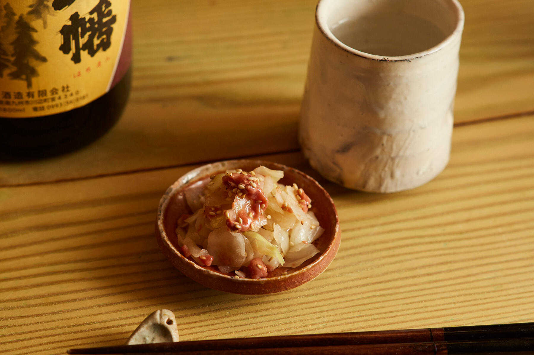 旨味爆発の“キャベツの酒盗ナムル”