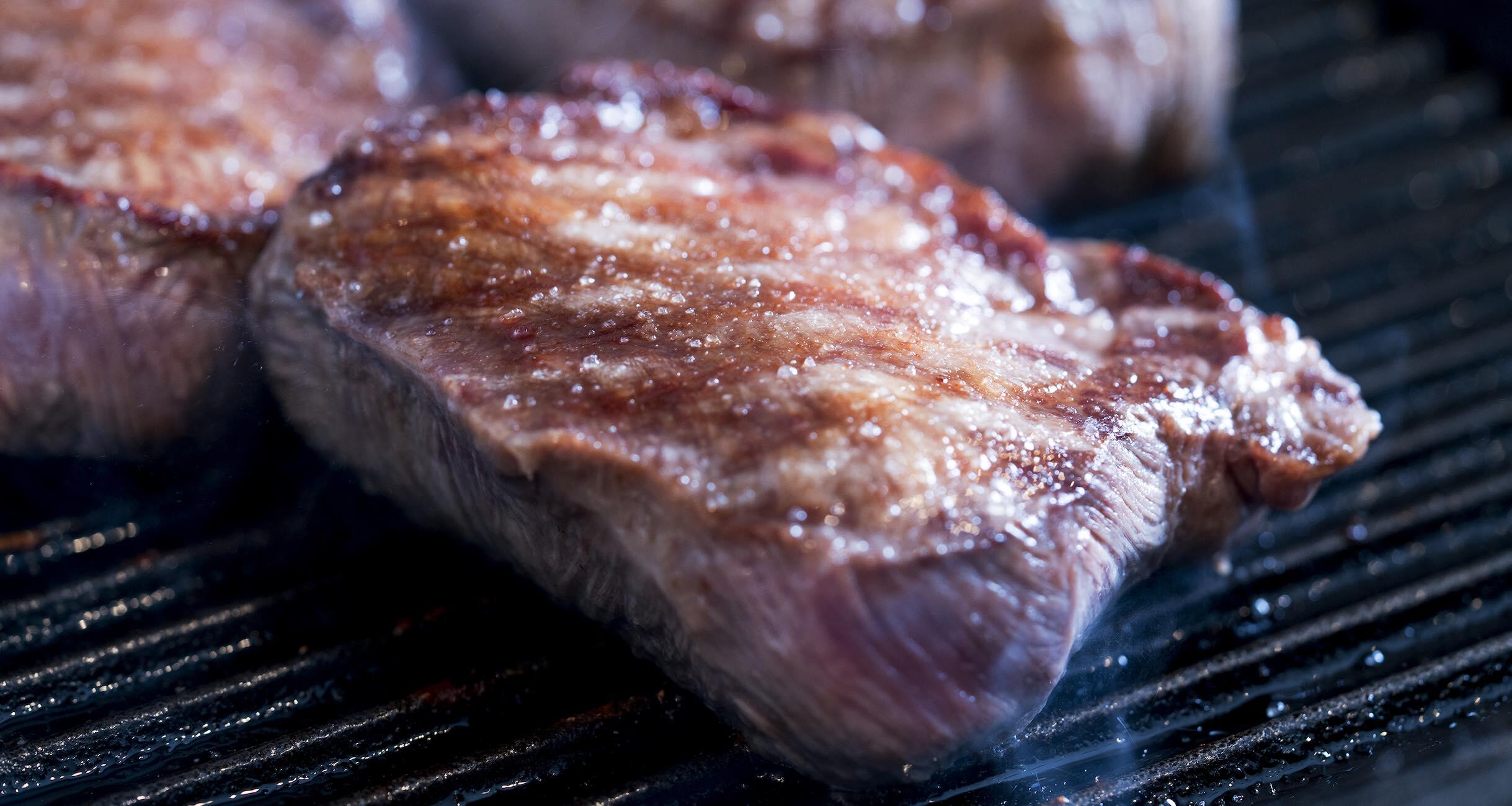 黒毛和牛のタン