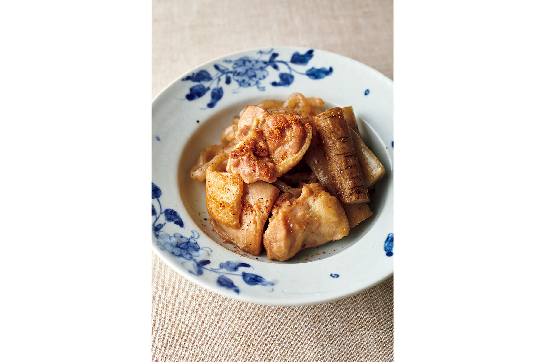 味がしっかりとしみた“鶏ごぼう”