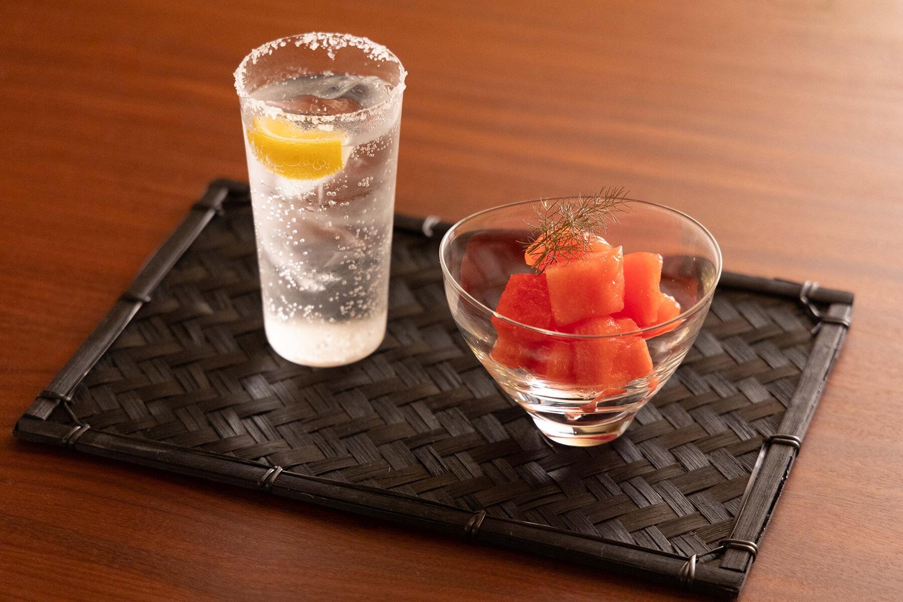 意外な組み合わせなのに、和えるだけで美味しい“トマトとスイカの和えもの”