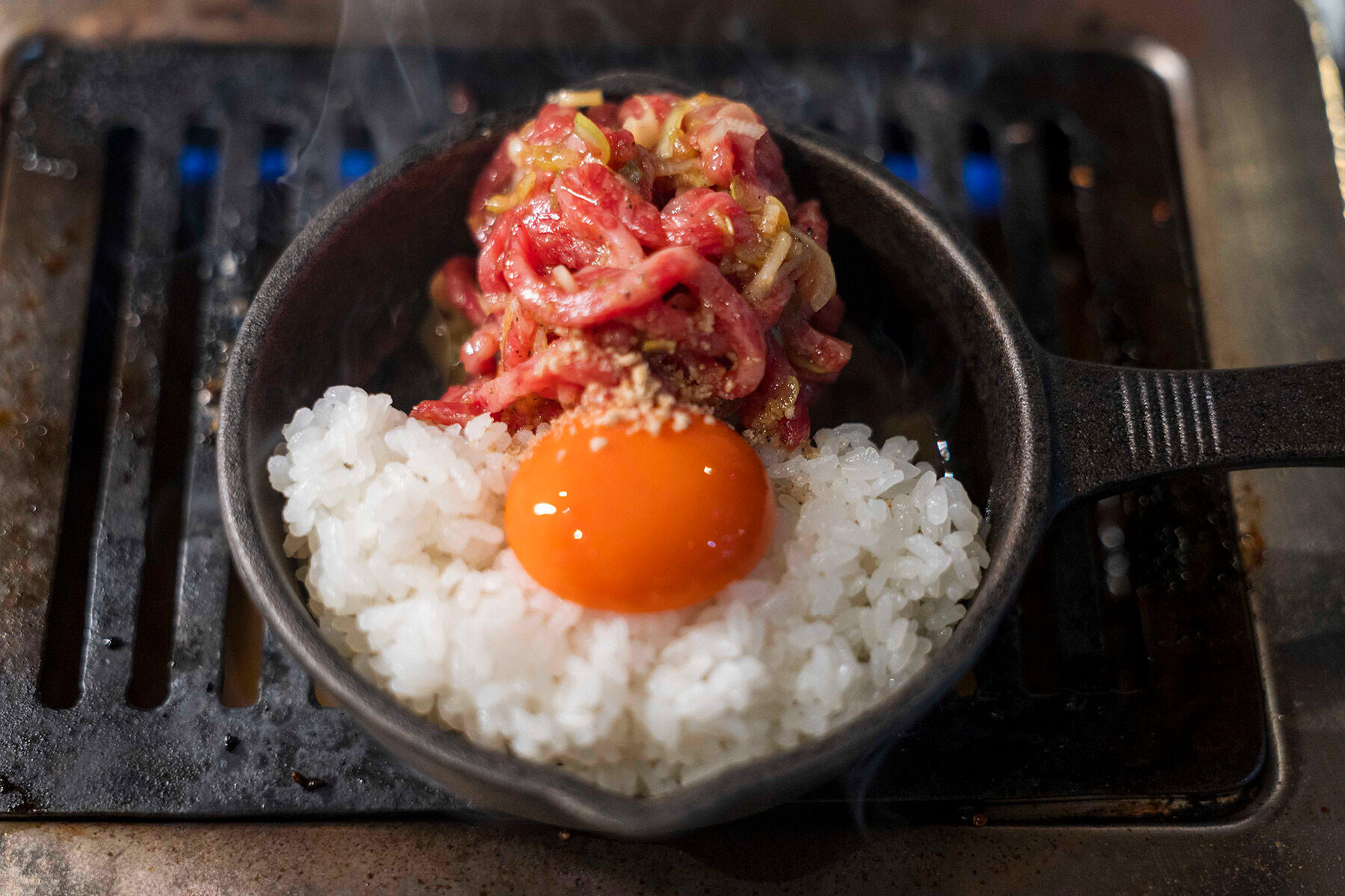 レア焼きユッケご飯