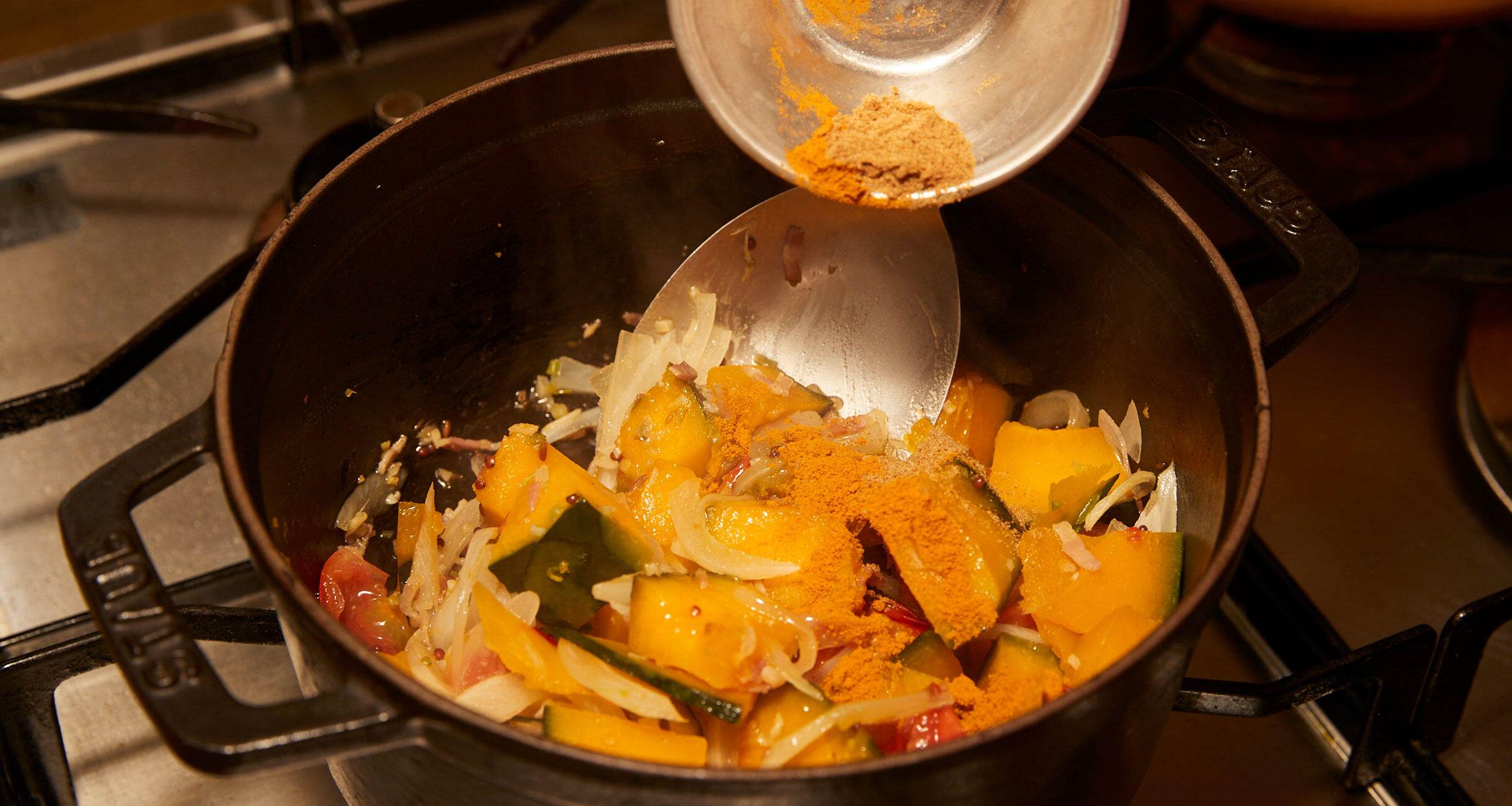 小堀紀代美さんの冬のスパイス料理