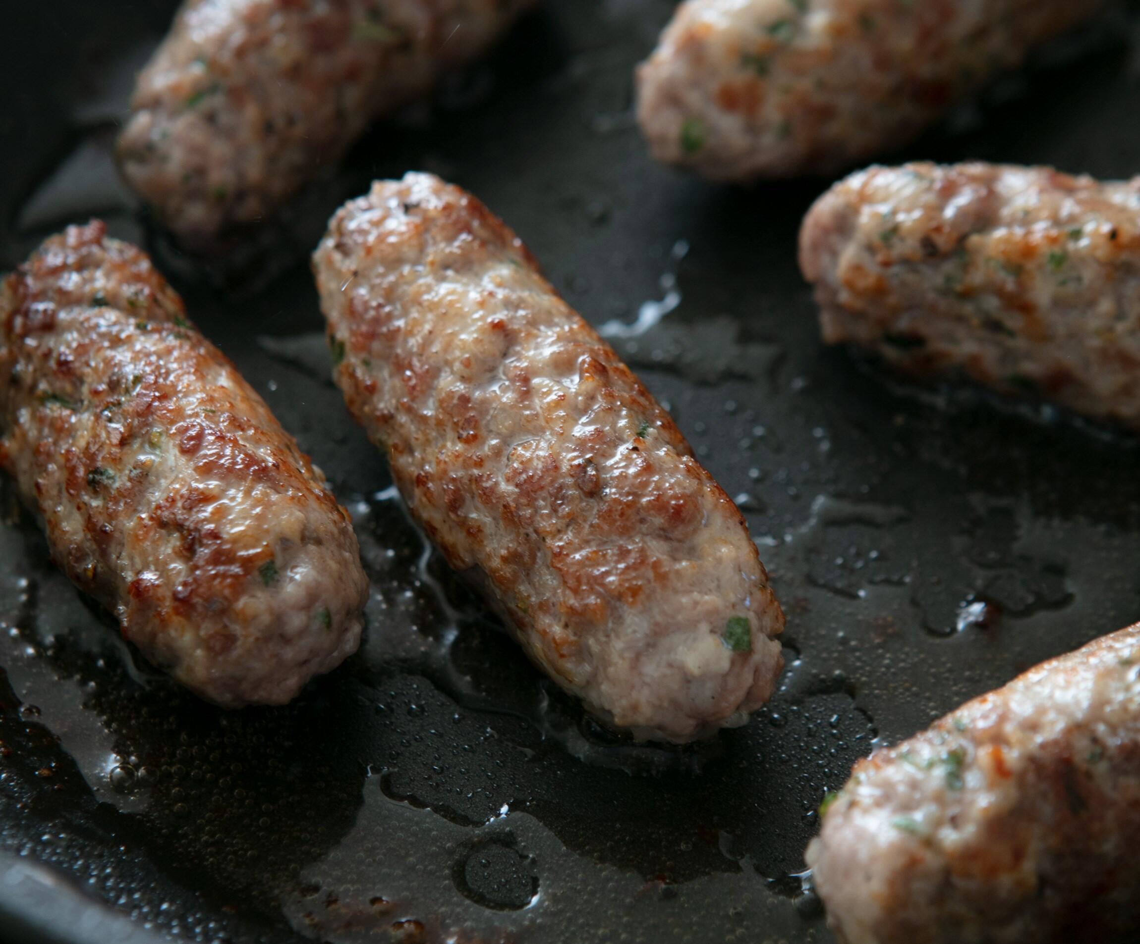 平野由希子さんのワインが進むサルシッチャレシピ