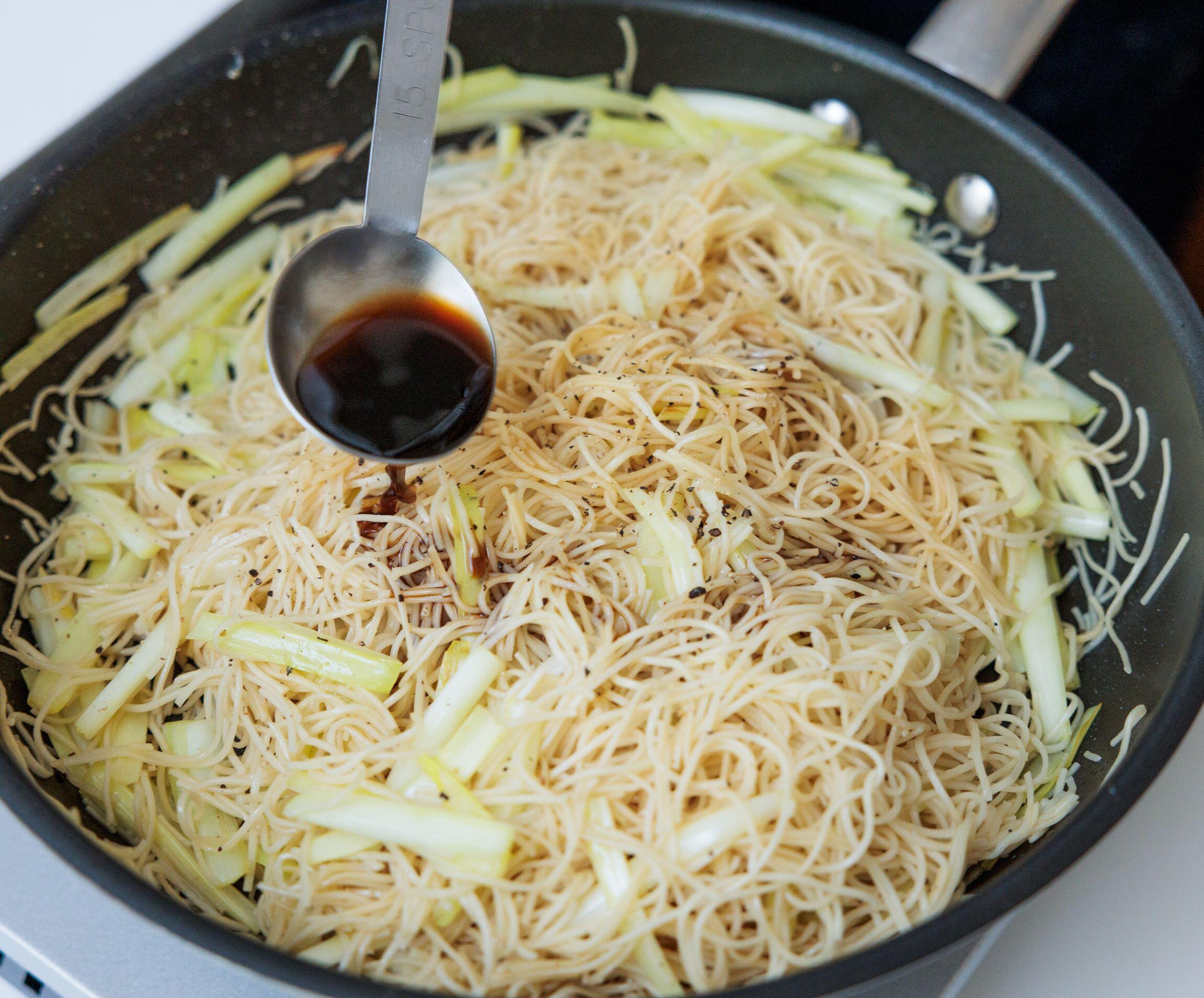 あっさりとした食べ心地の「香港的」焼きそば