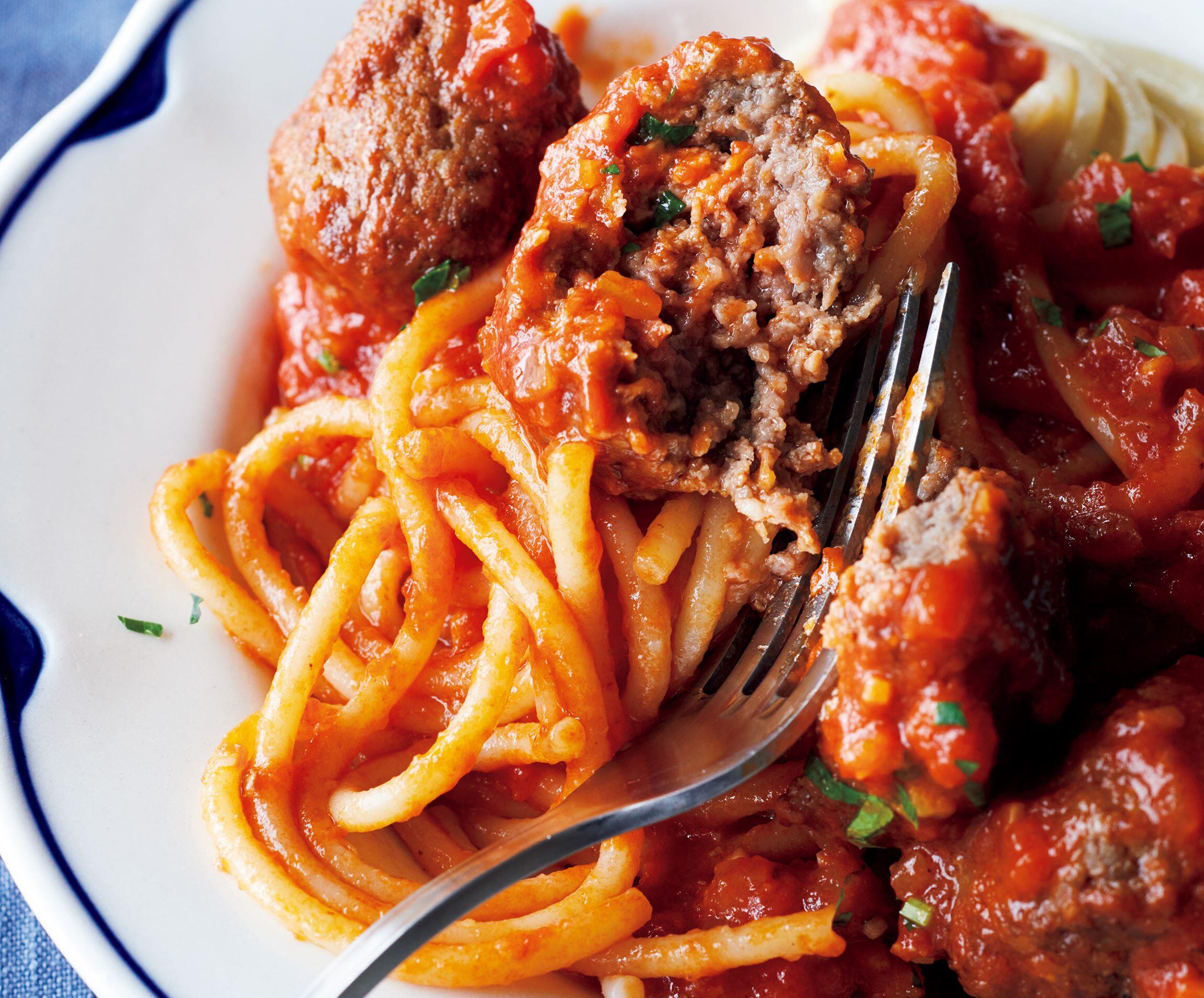 坂田阿希子さんの太麺パスタレシピ