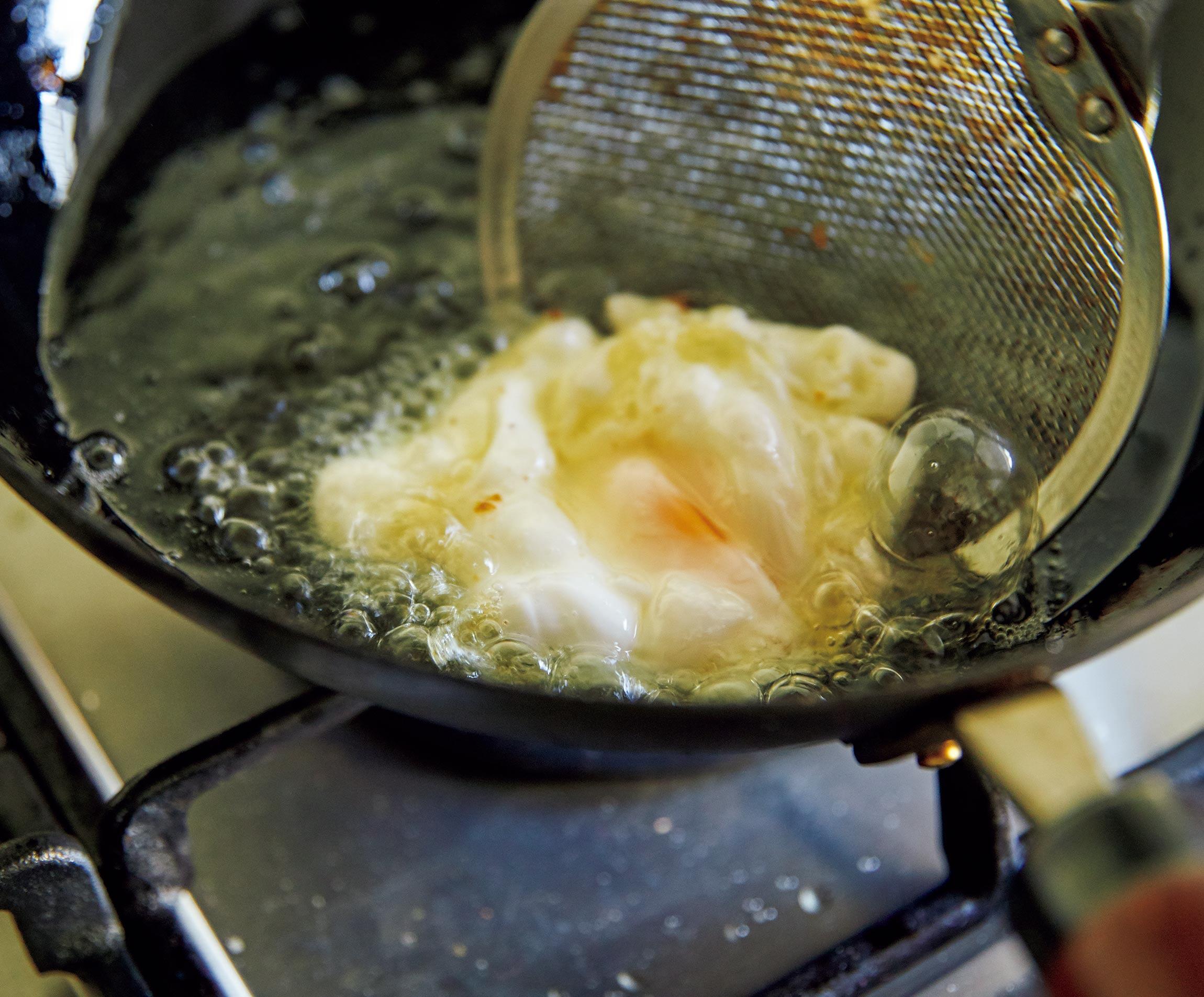 枝元なほみさんのびっくり揚げたまご