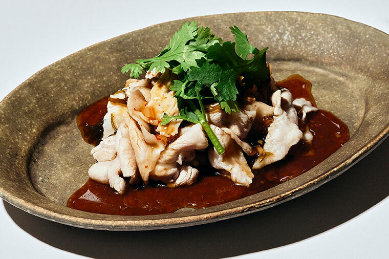 【麻・辣・酸 中華つまみ5番勝負】夏の定番料理・冷しゃぶが酸辣ソースで中華つまみに!「もずくと豚バラのエスニックポン酢」