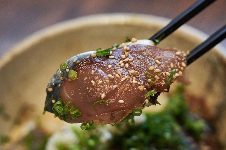 福岡のソウルフード、ごまさば丼は新鮮なうちにパクり