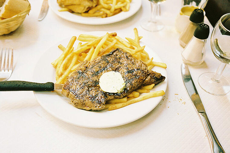 ステーキ、うどん、友人のカレー｜カメラマンが、いつかまた食べたい料理