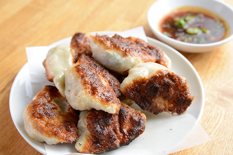 餃子の名店「您好」の焼餃子を習う④