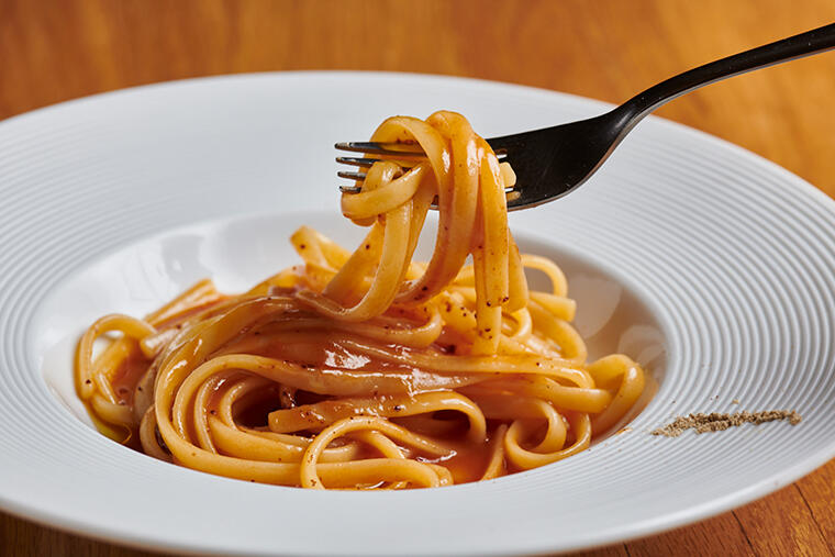 濃厚なブロードが絡んだ