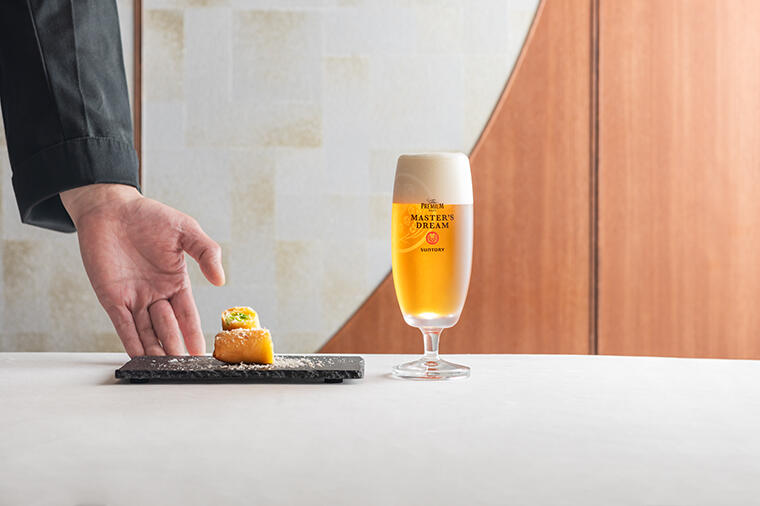 二人が重ね続けてきた情熱にシンクロする感動のビール