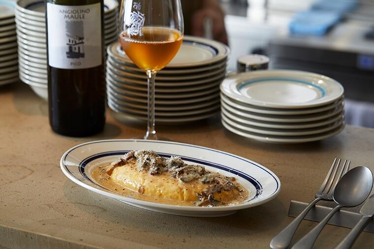 渋谷でまさかの15時オープン！？ホテルの名門レストラン出身のスゴ腕シェフが繰り広げるフレンチを