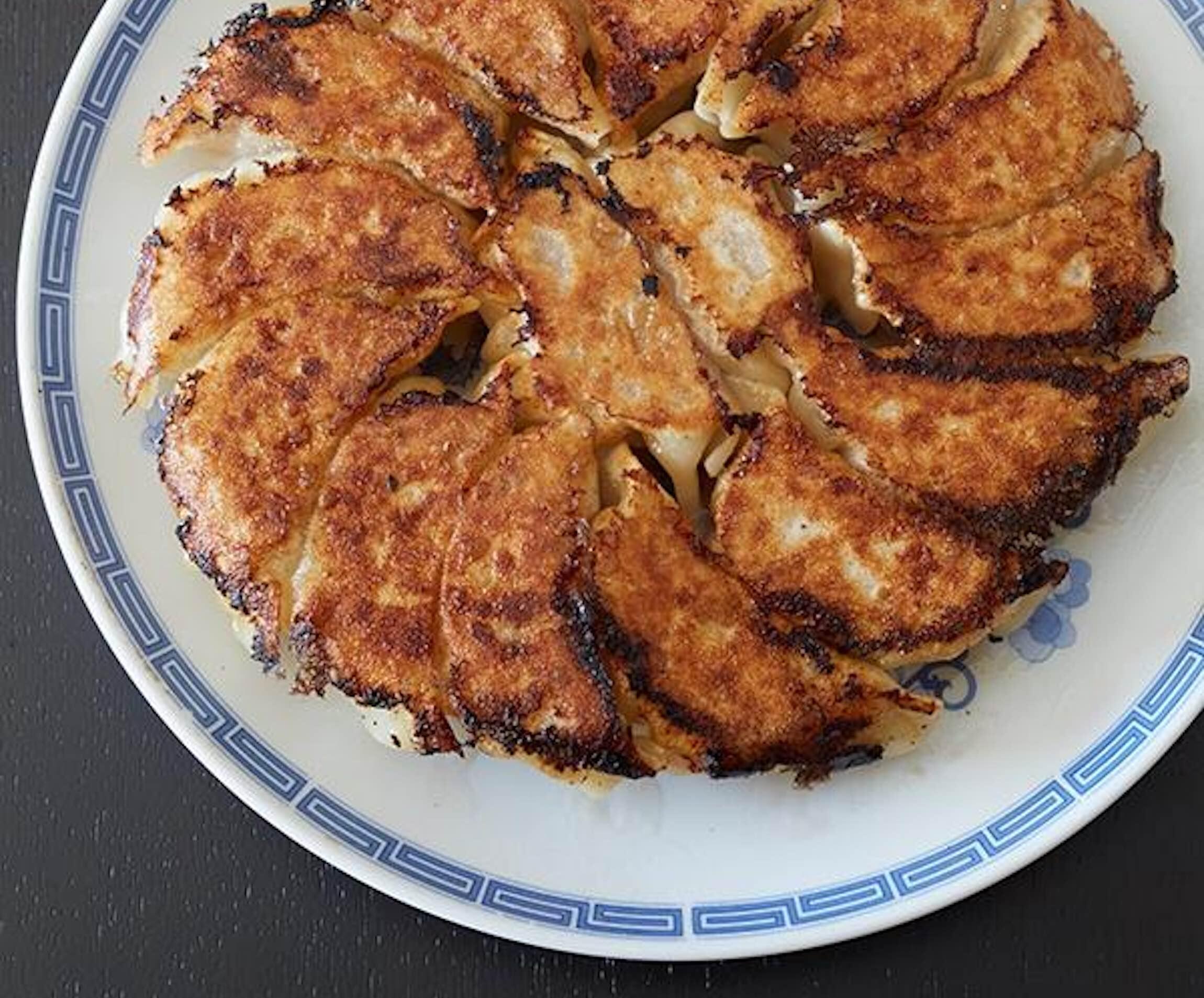 坂田阿希子の“肉肉餃子”のつくり方