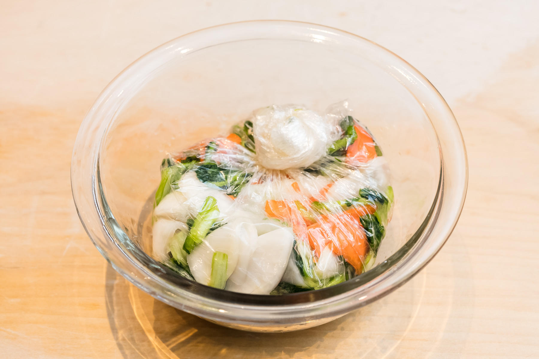 ポリ袋に入れる