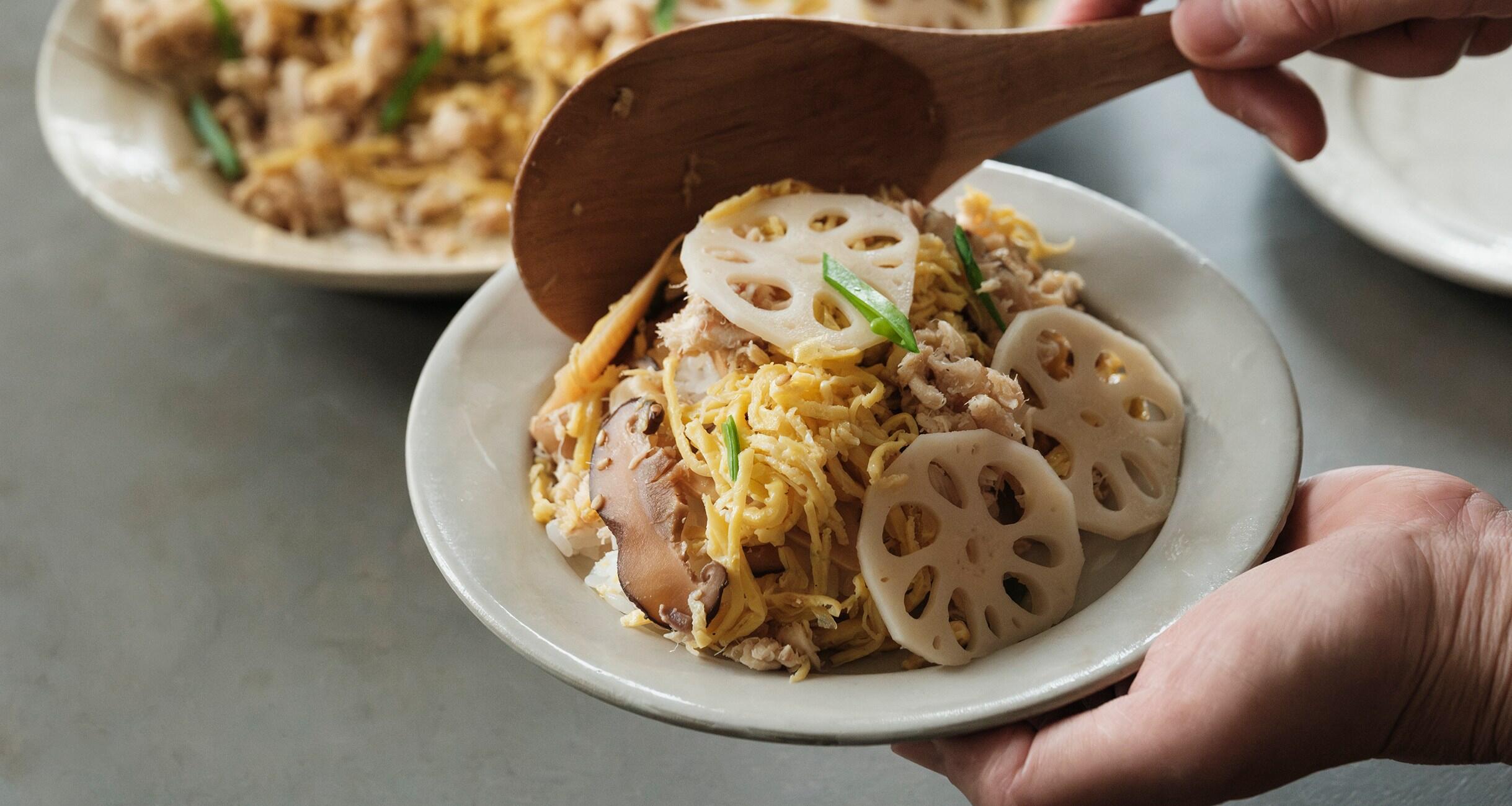 日曜は、ちらし寿司をつくる。